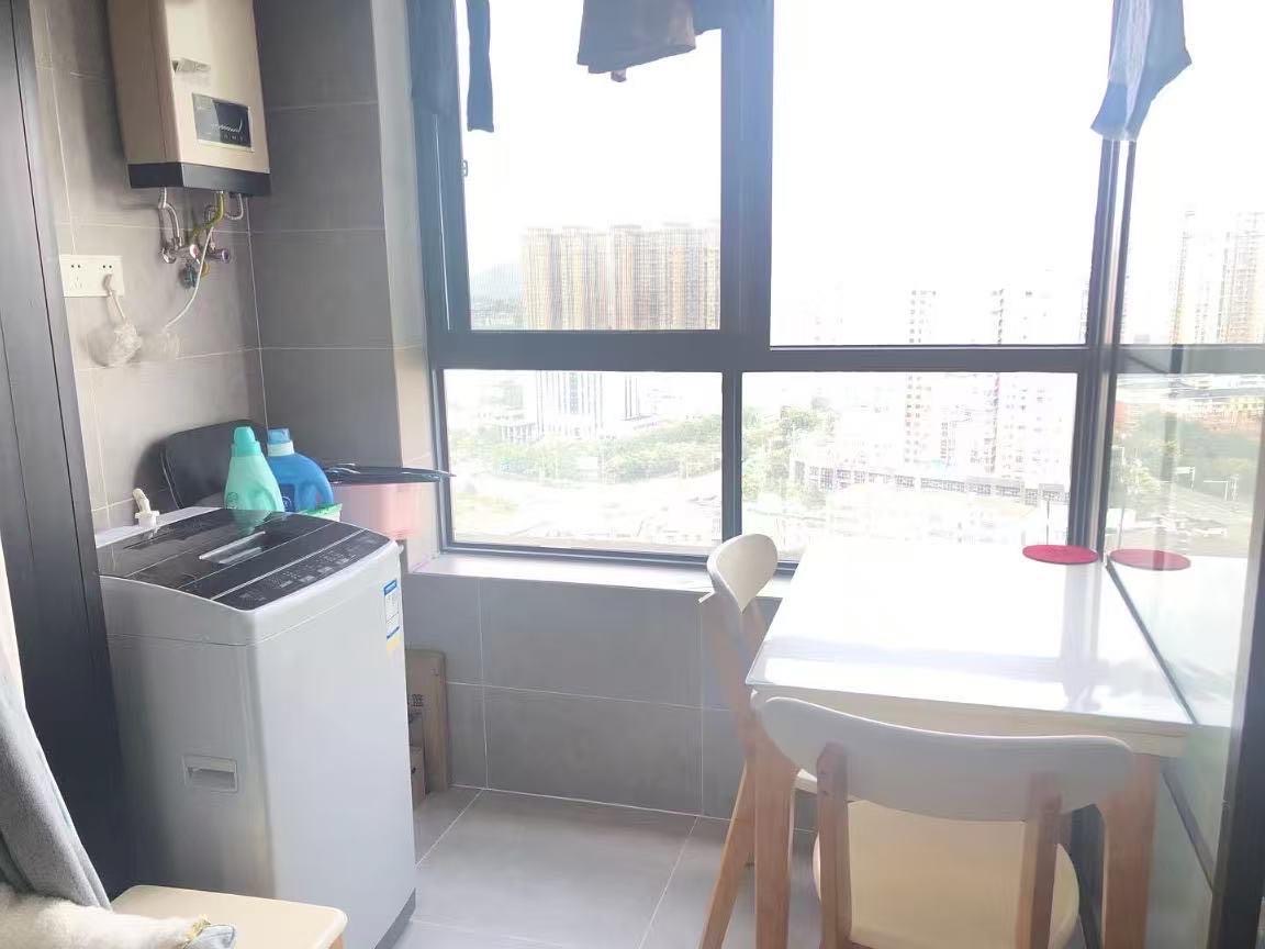 领秀城·一室一厅·全新装修·拎包入住报价：26万