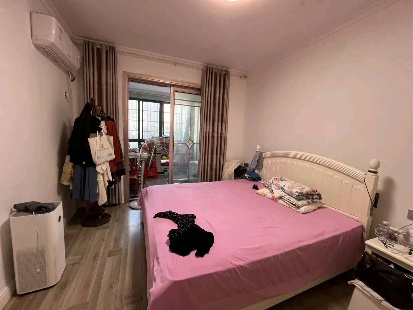 郡都一楼带院子·房子保养成色好·此一套45.8万