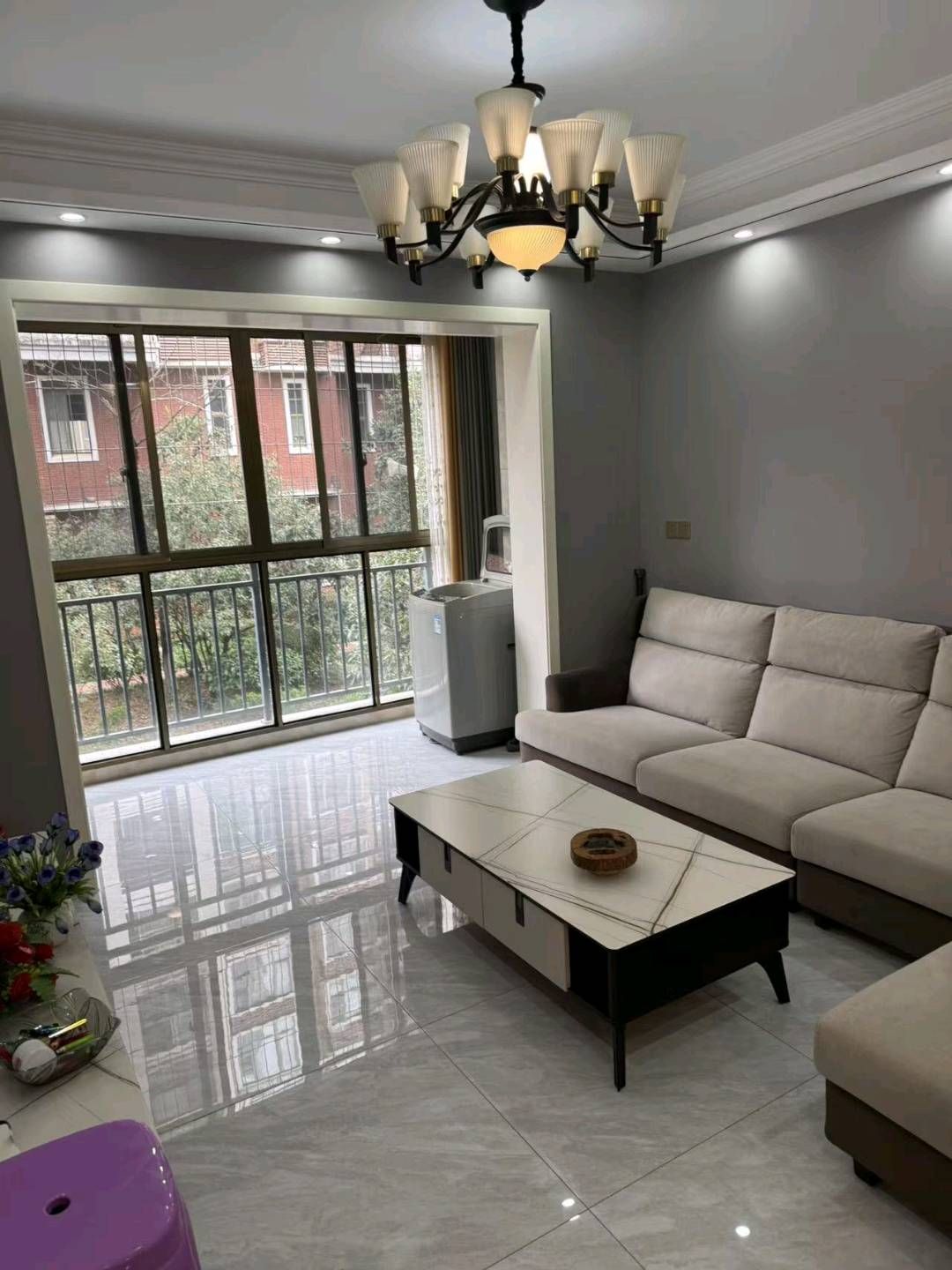 万泰小区·两室两厅·次新小区·户型方正·拎包入住/1400月