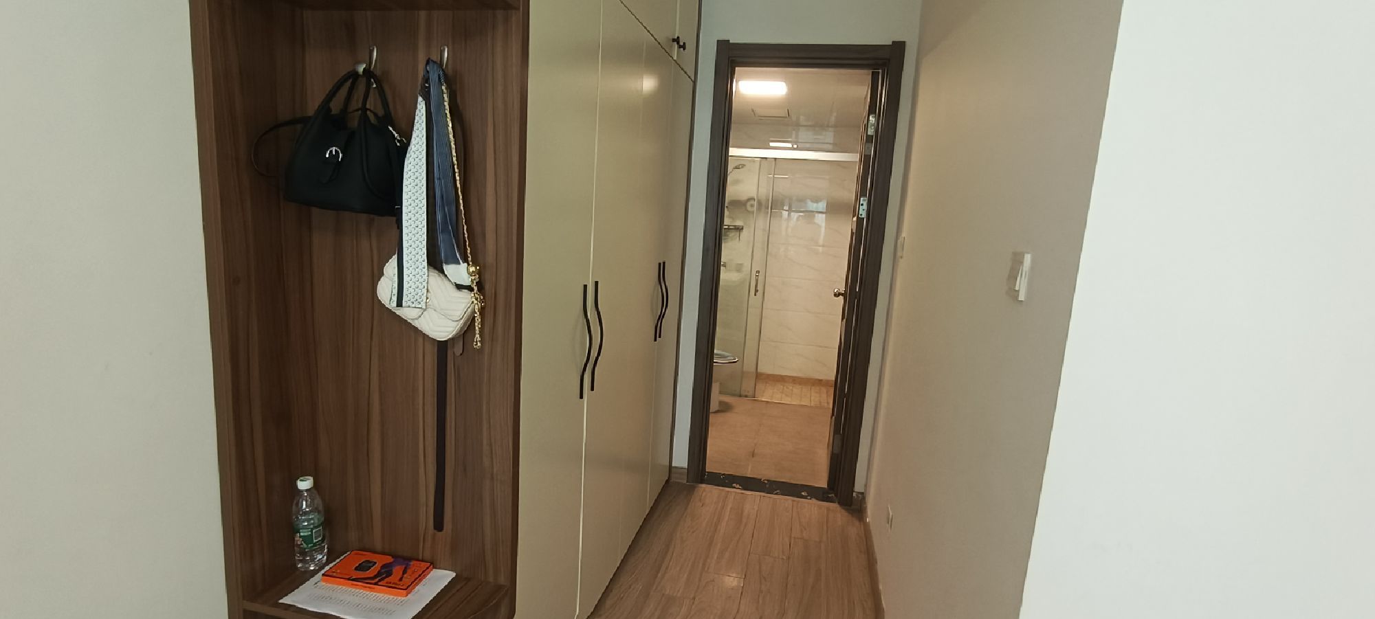 碧桂园北站·全新装修三房·拎包入住·带车位一个