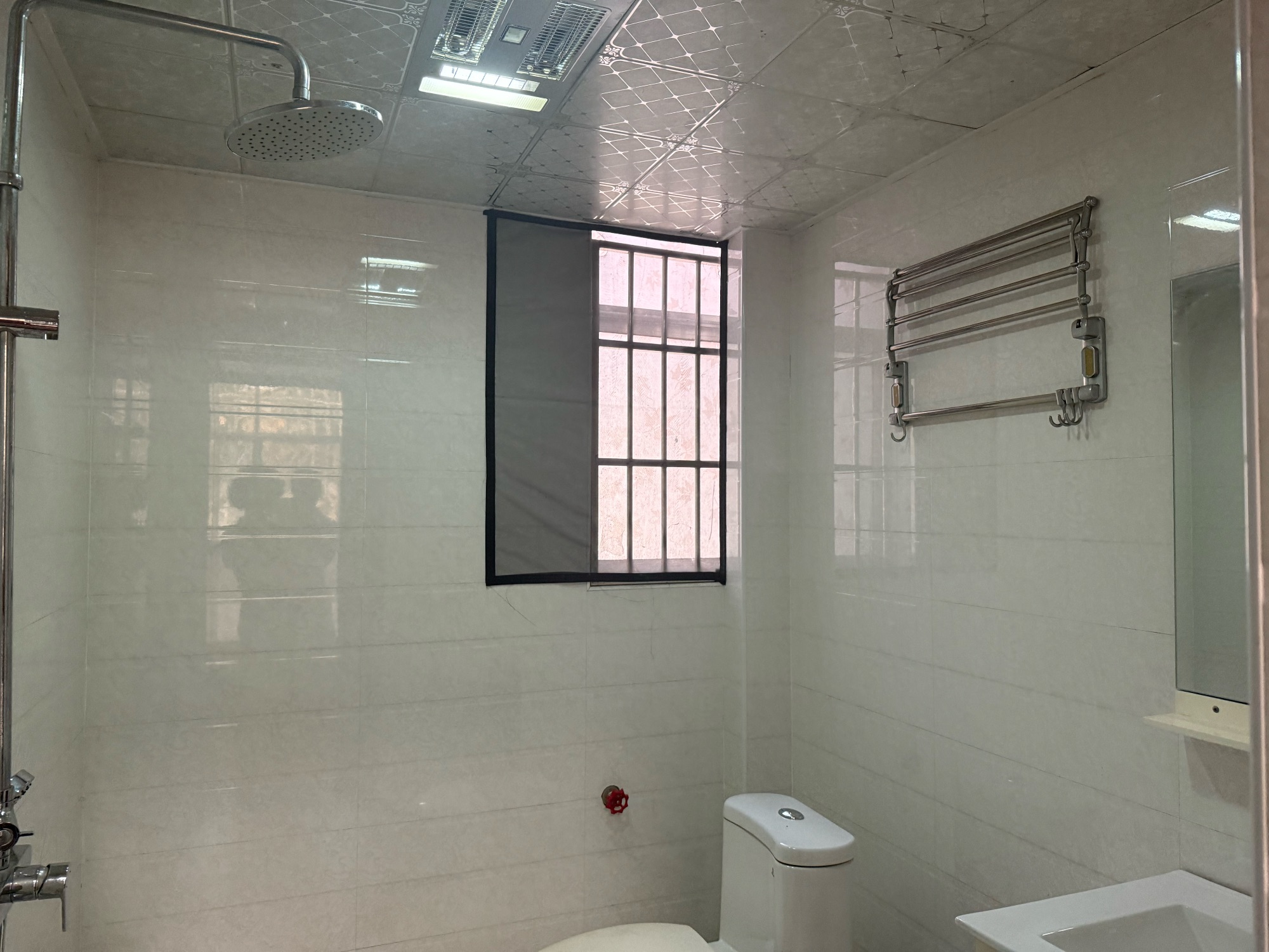 景秀花园北·好房出租·精装修三室两厅·租1500/月