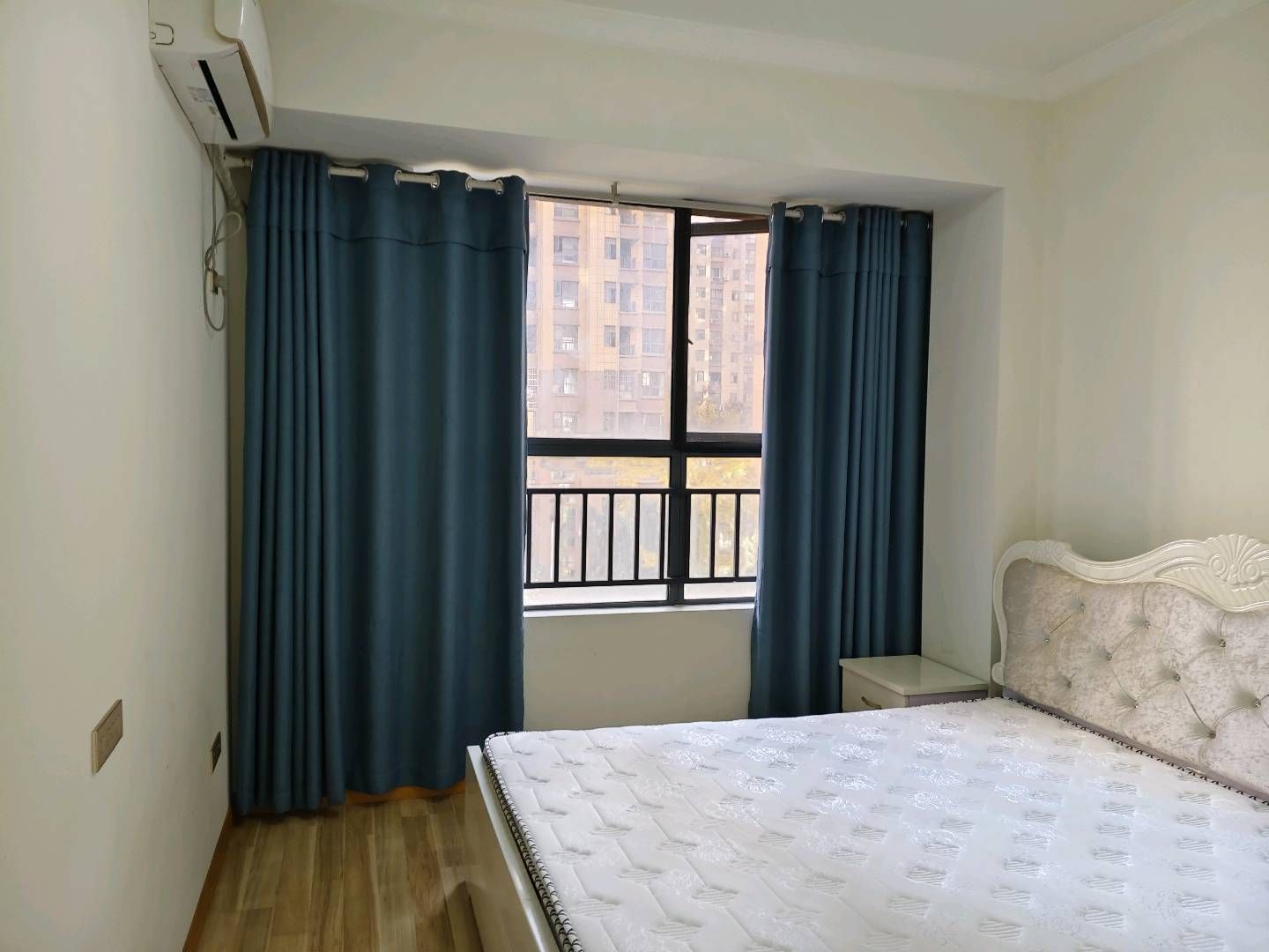 鹏程新都会·三房两厅两位·户型好·证件齐全报价43万