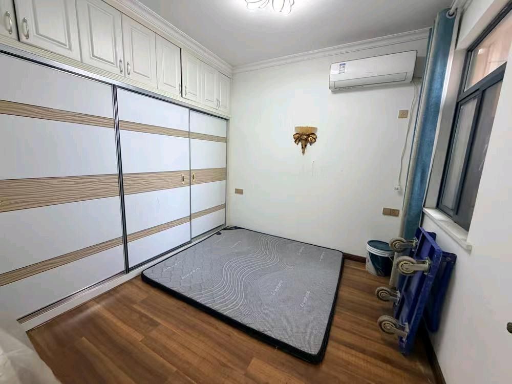 鹏程新都汇·三房两厅·98平方·拎包入住·次新小区·报价43万