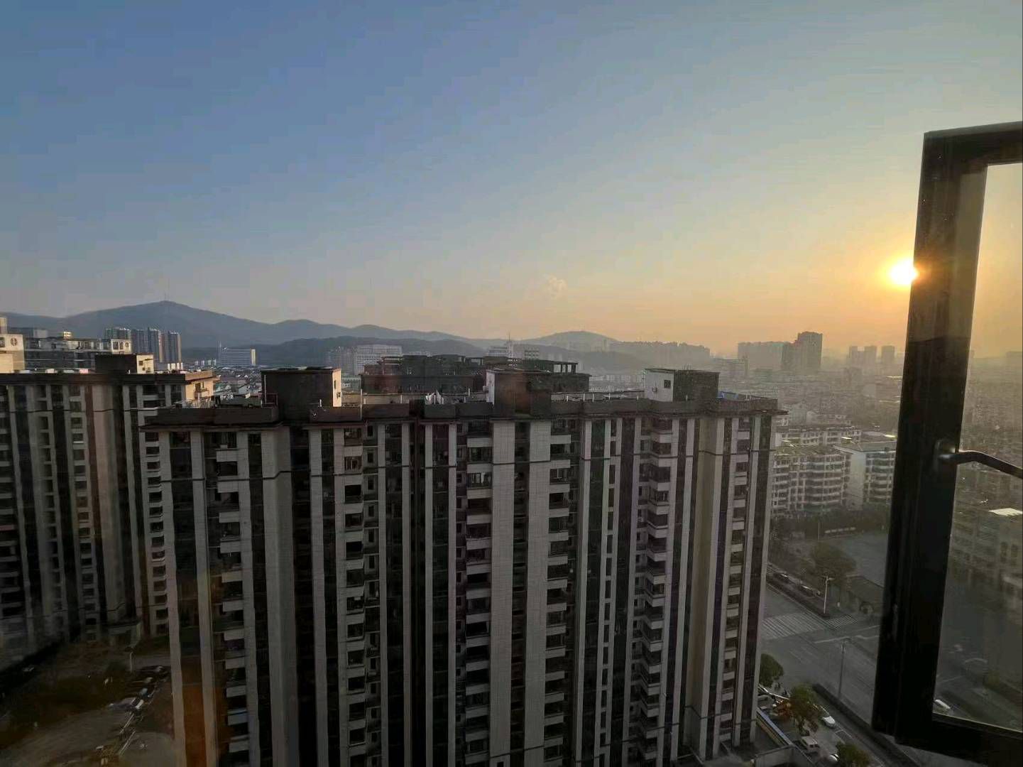 鹏程清华府·三房两厅两位·全新装修·户型通透·陪读房