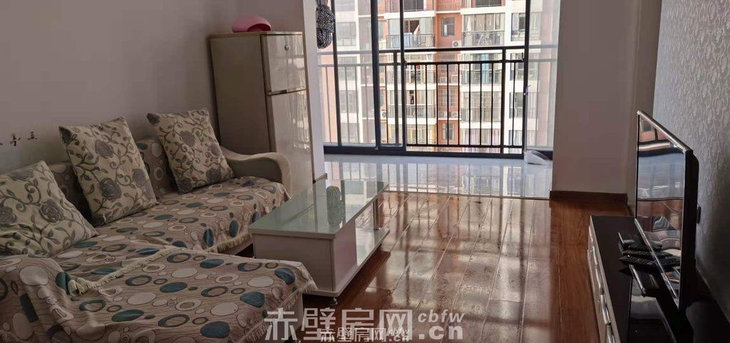 眾城國(guó)際電梯房中間樓層2室1廳67平米精裝修42萬(wàn)