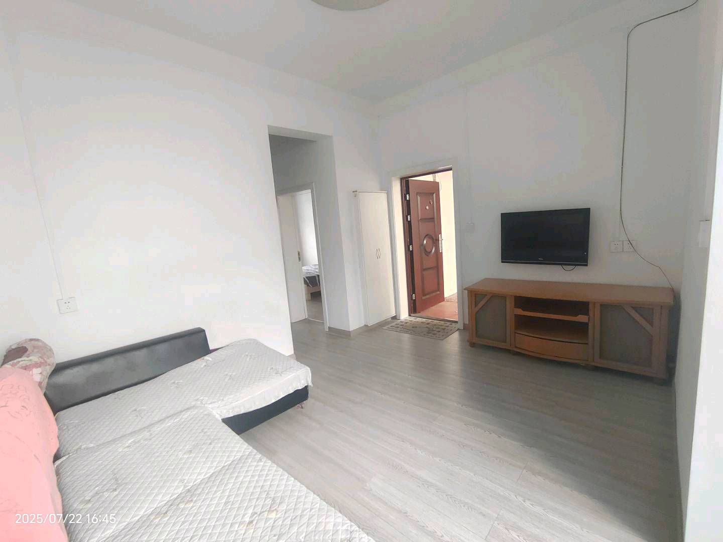 周画路小区·适合养老居家房·79平方两室·步梯二楼·售价：21万证件齐全