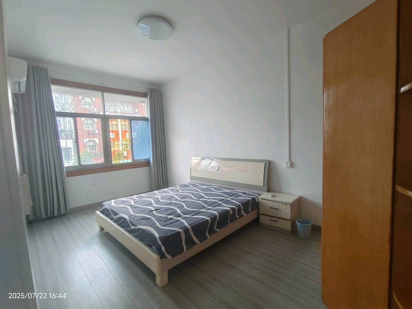 周画路小区·适合养老居家房·79平方两室·步梯二楼·售价：21万证件齐全