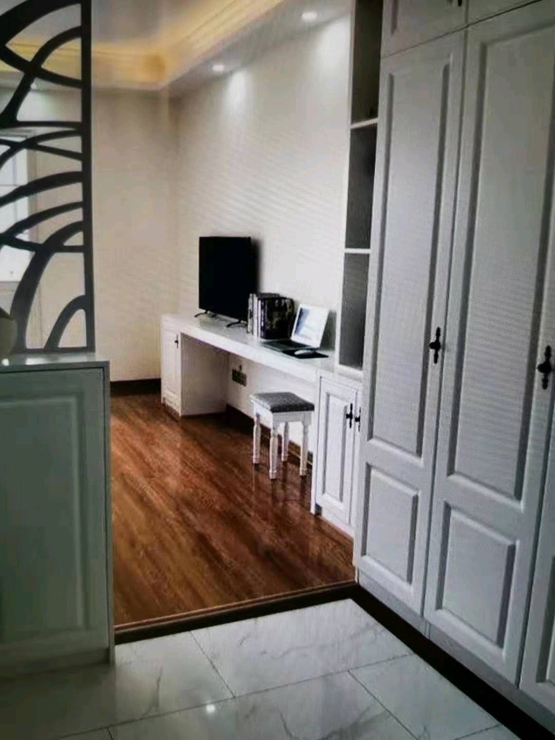 领秀城·精装修·温馨公寓·租了可拎包入住·租1000月