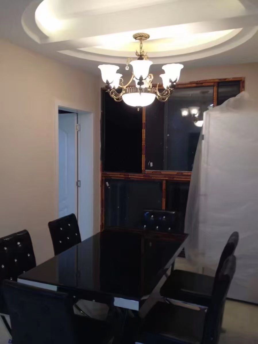 丰业盛世·精装修房·52万·图片是当初的图·只供参考