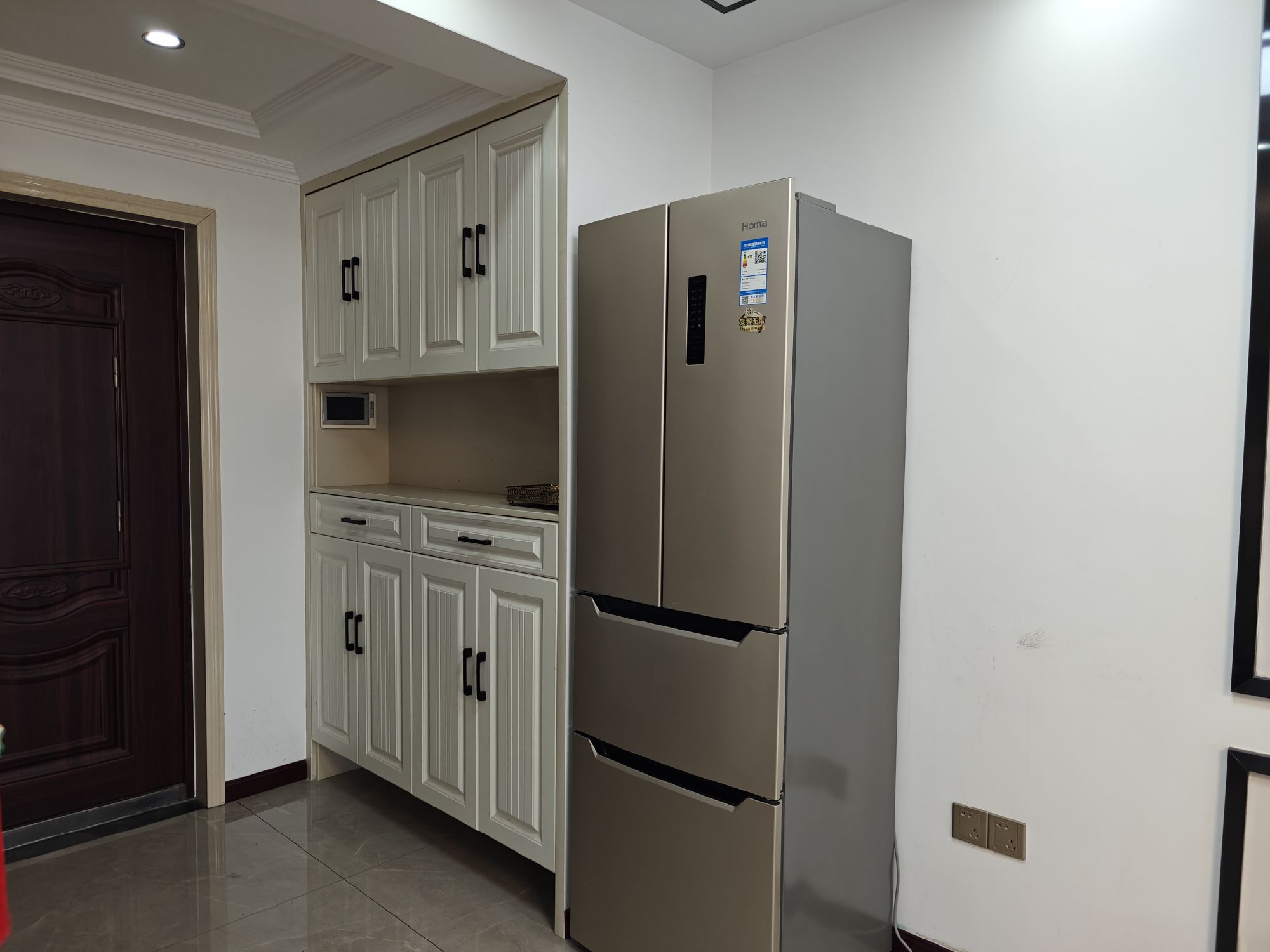 高铁明珠复式楼·2室2厅温馨整洁·出租1600/月