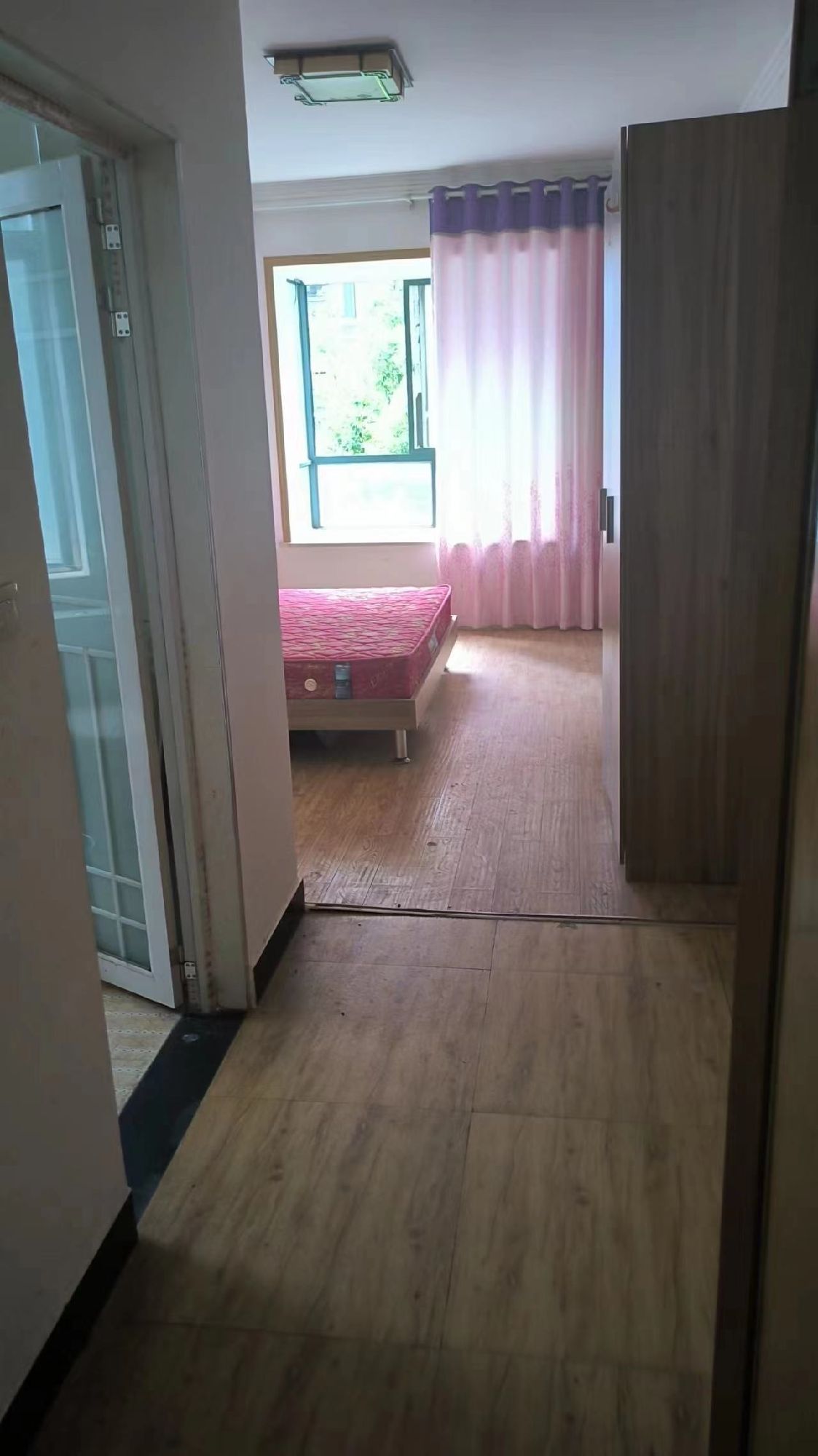 永邦歐洲城·三室兩廳·外灘旁·1400/月