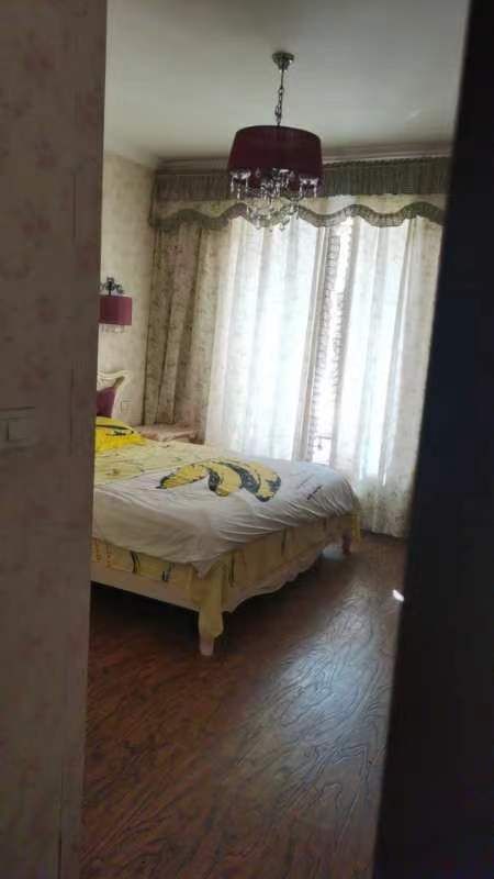 郡都小区·精装修两室两厅·出租1400/月