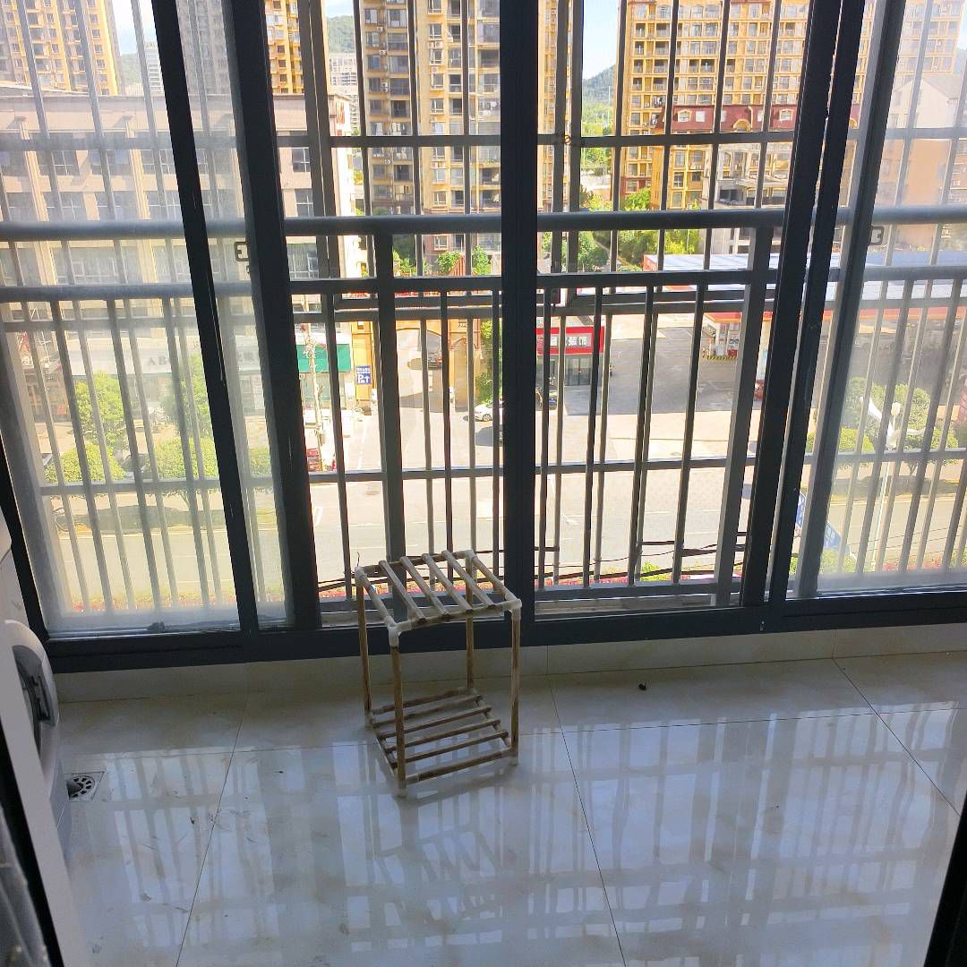维多利亚·一室一厅·拎包入住/1000月
