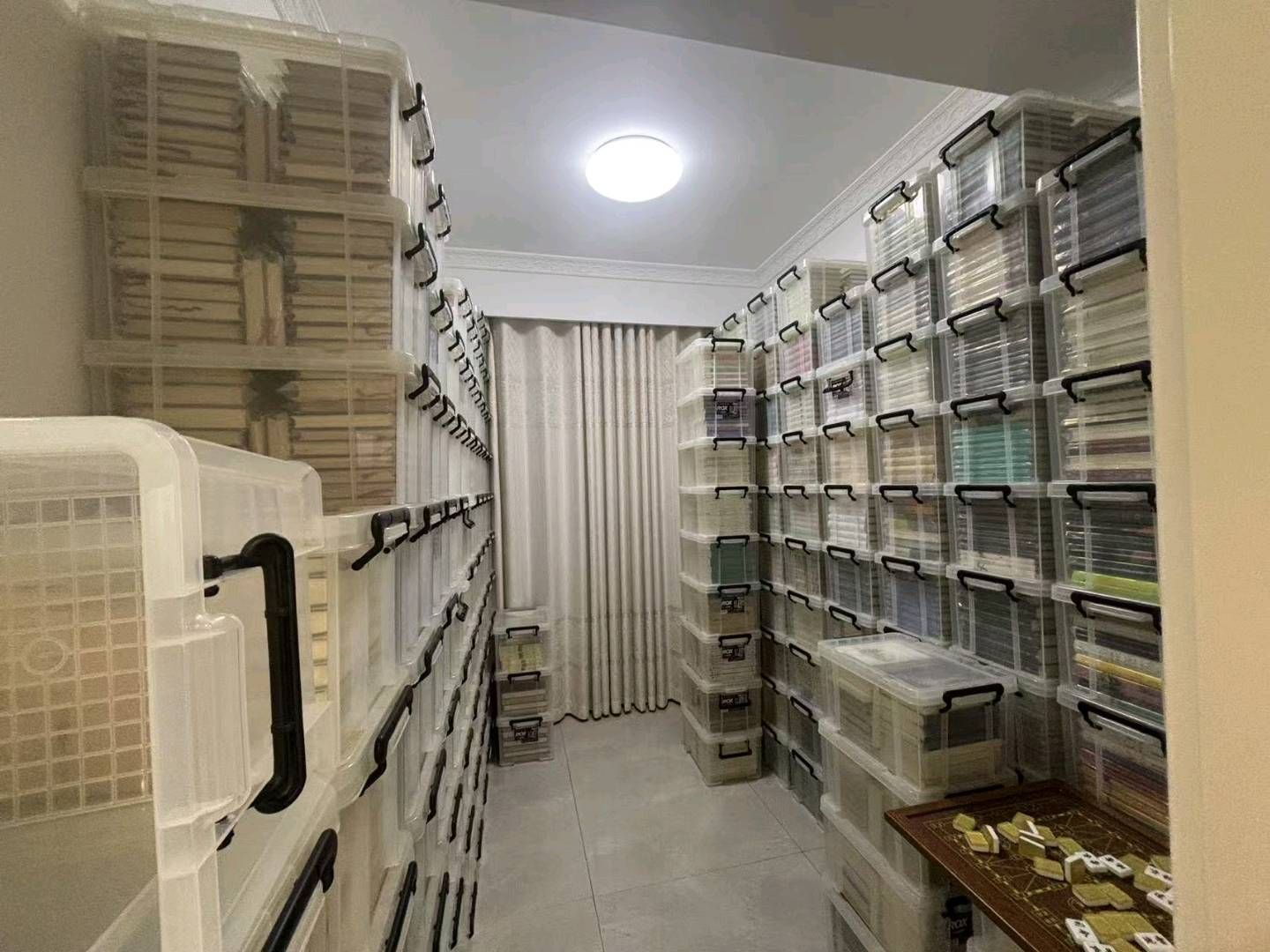 赤壁外滩·稀有精装四居室·一中一小书包房·证齐68万