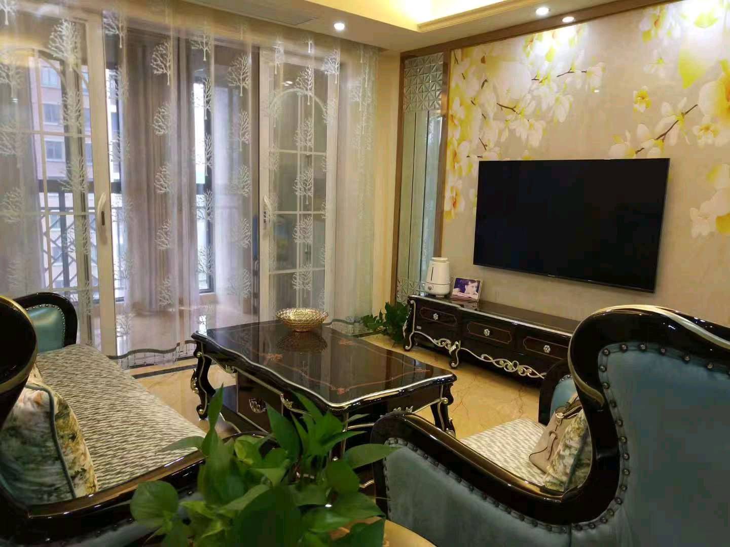 碧桂园翡翠湾·依山滂水好地方·适合养老住家·四室两厅·报价：65万