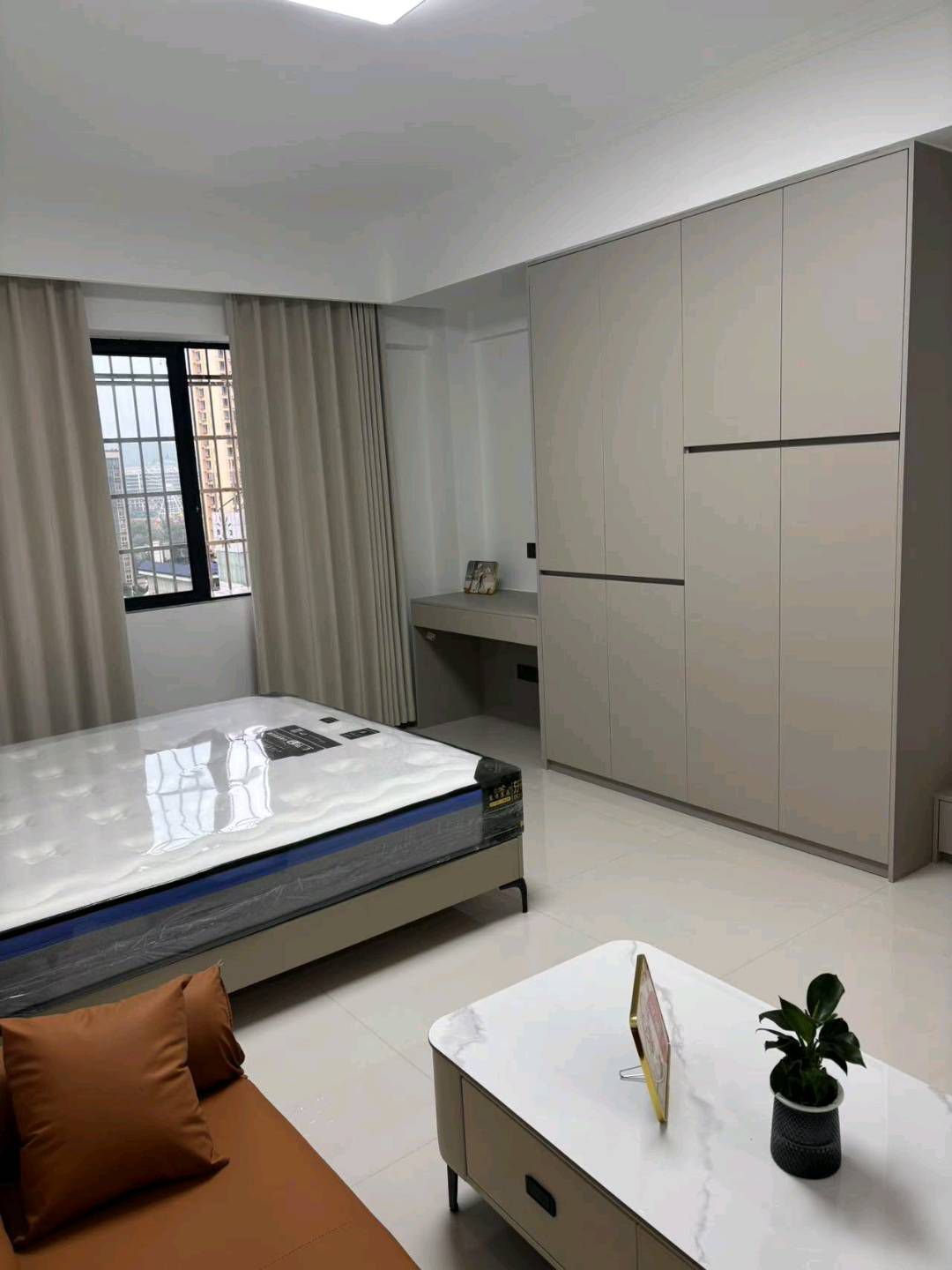 维多利亚·精装修公寓·温馨干净整洁·拎包入住1200/月