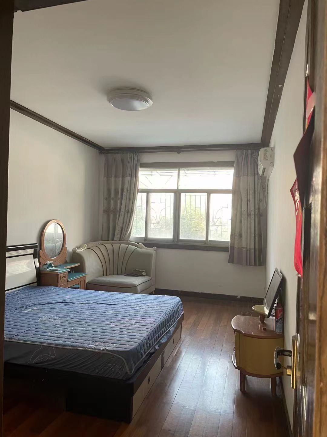 一桥两室两厅·三楼拎包入住800/月