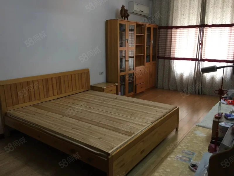 景泰园单位房·165平方·四房两厅两厅·带车位53万·好楼层