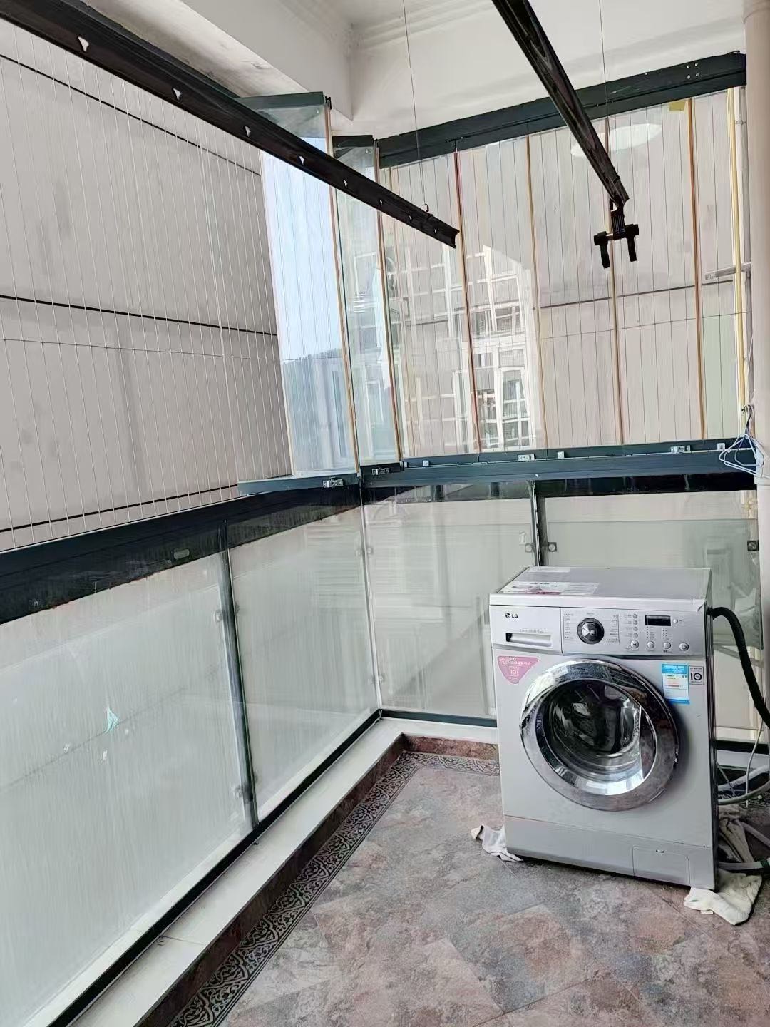 众城国际·两室两厅·拎包入住100平方·报价32万