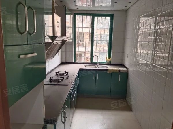 名居家園·139平方二樓·戶型南通·報(bào)價(jià)39萬·單價(jià)2800一平