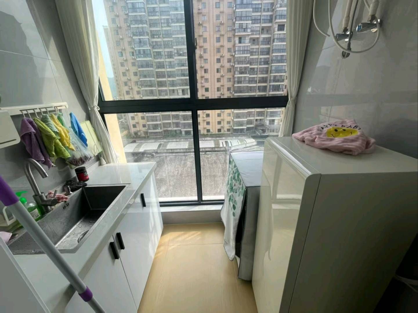 维多利亚·朝南一室一厅·崭新装修·拎包入住·适合出租·售价23万