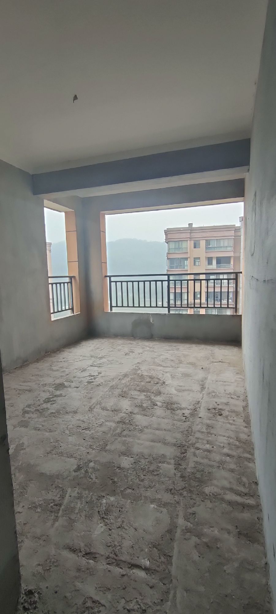 鹏程新都汇·121平方4室2厅·好楼层·视野好单价3500一平