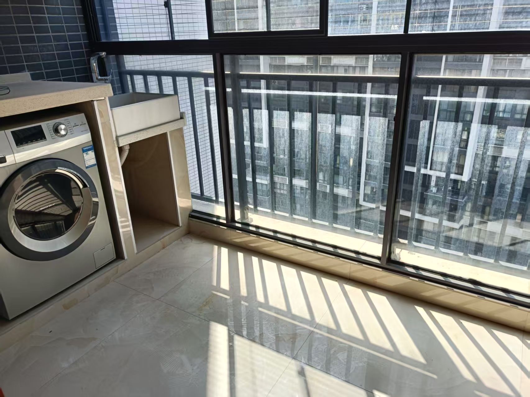 雍景新城·131平方·三房两厅·周边配套齐全·一口价56.8万