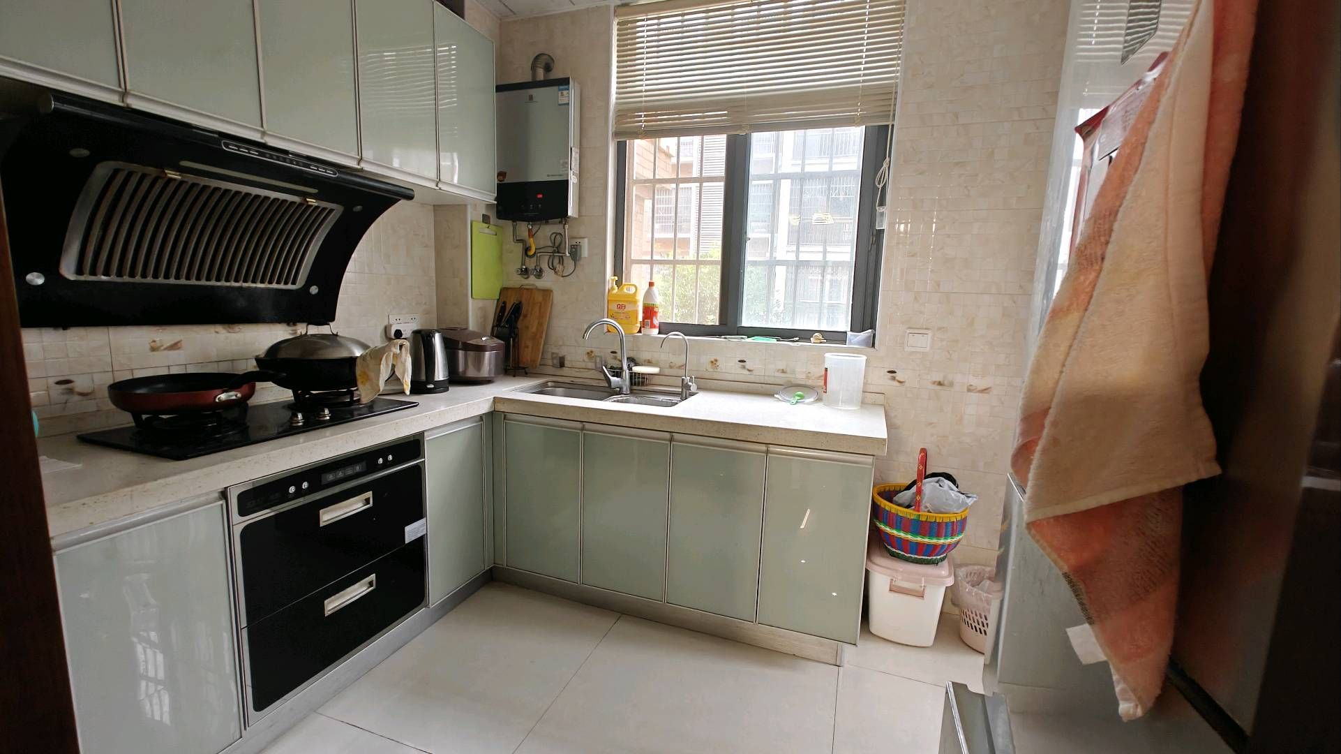 郡都丰泽苑·精装修3室2卫带小露台45万拎包入住