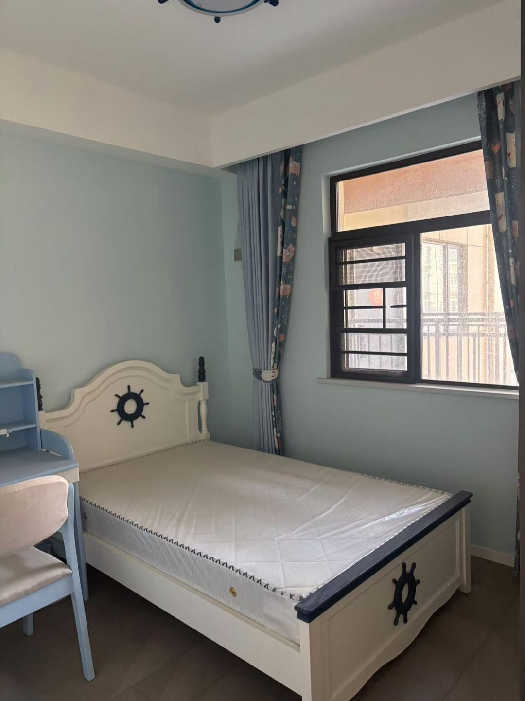 鸣柯里·三房两厅·拎包入住·周边商业齐全/1800月