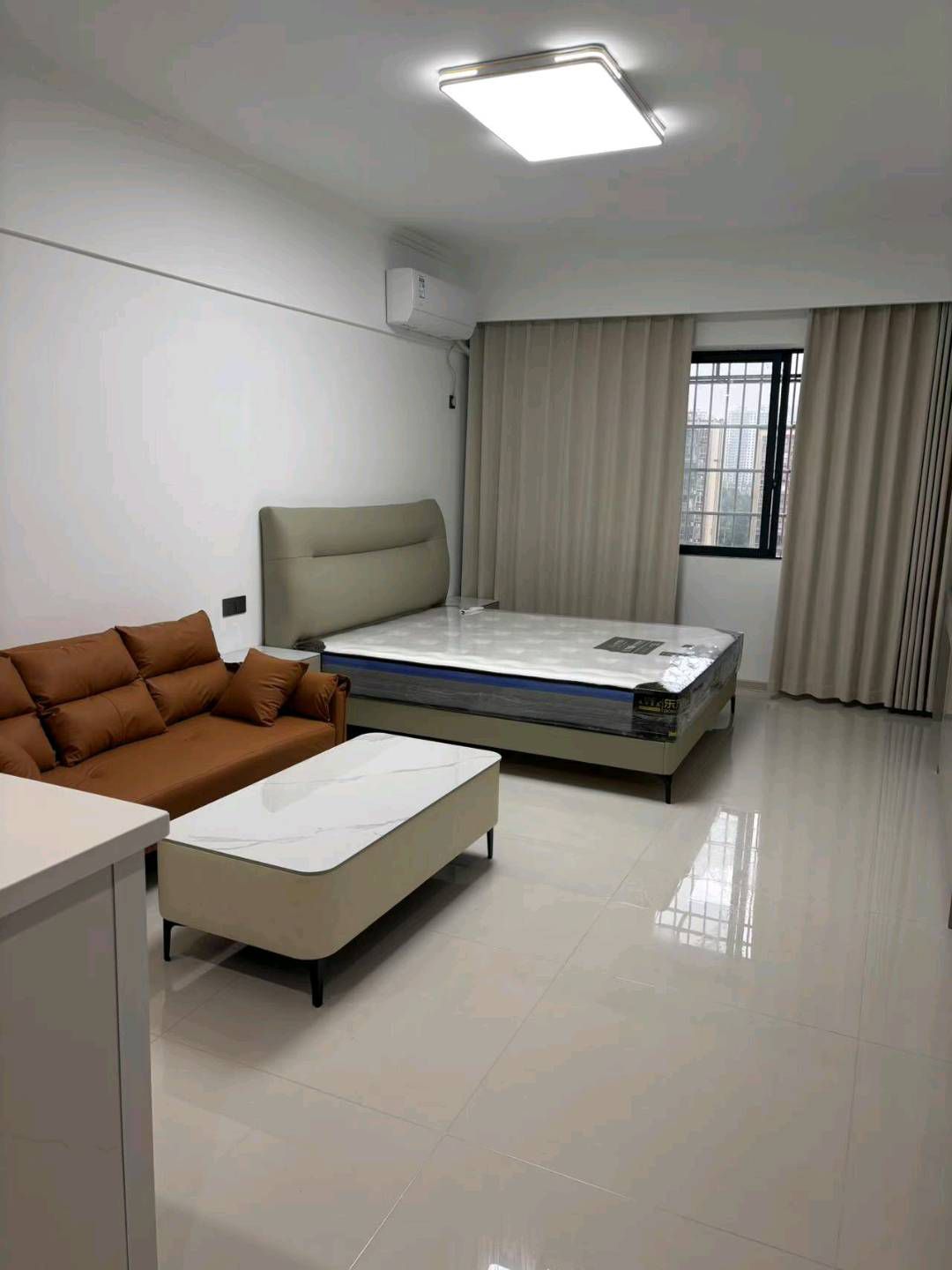 维多利亚·精装修公寓·温馨干净整洁·拎包入住1200/月