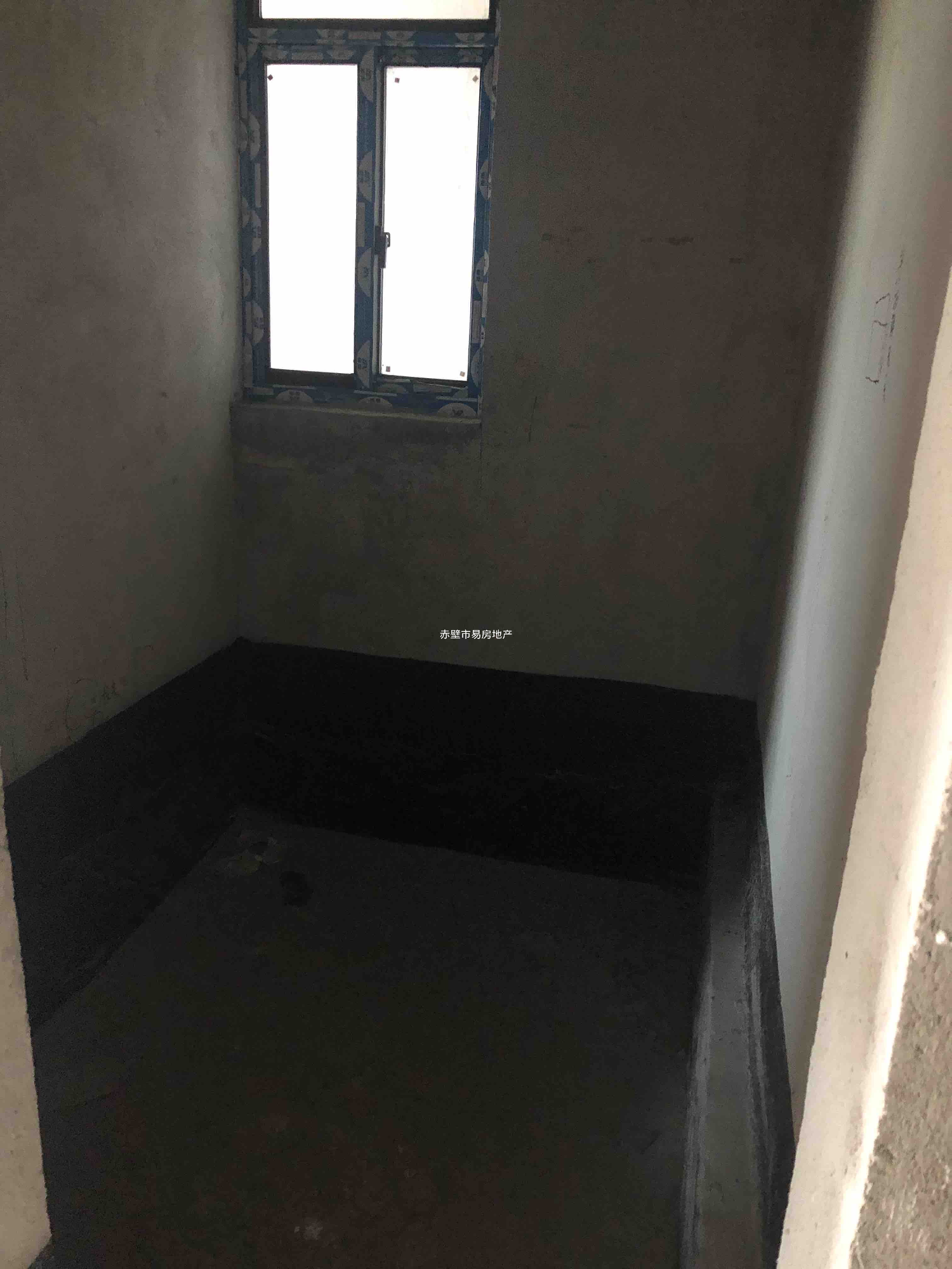 新区·山水丽苑·三室两厅·电梯好楼层·报价32万