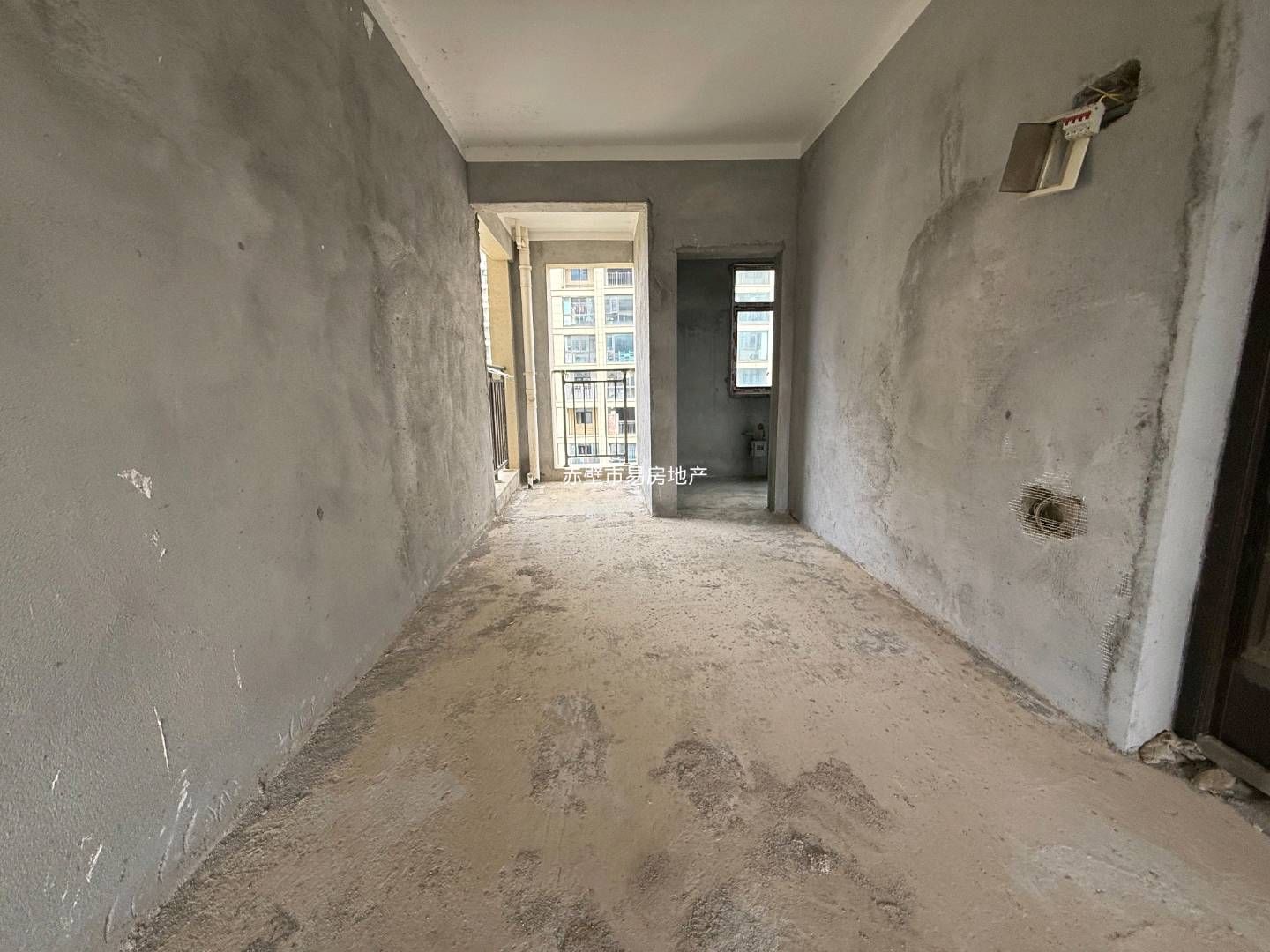 公园里二期·140平方·4房2厅·南北通透户型·专梯专户单价/4500一平