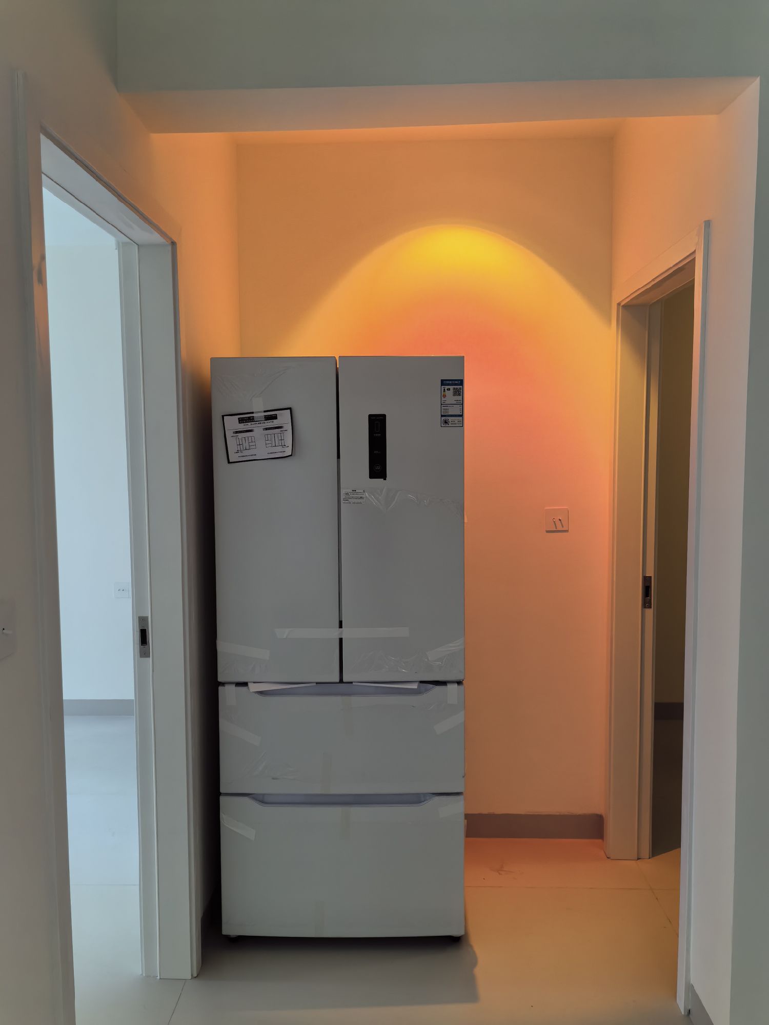 西湖国际·精装修两室两厅·房屋出租1600/月