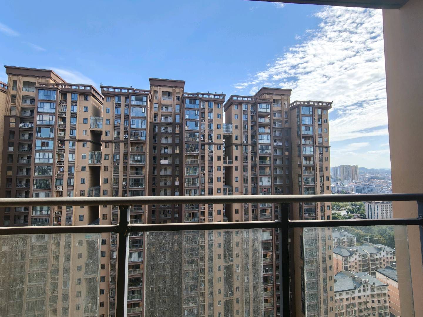 丰业盛世·一期两室两厅·好户型·诚意出售35万