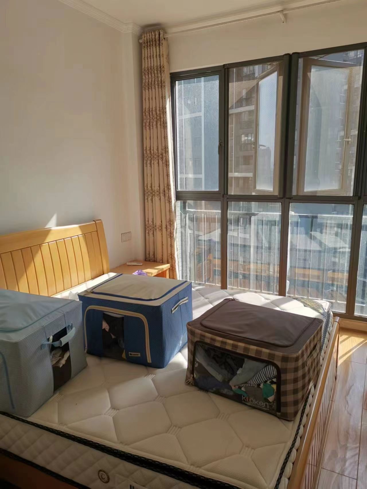 雍景新城精装修·两室两厅·租1600/月