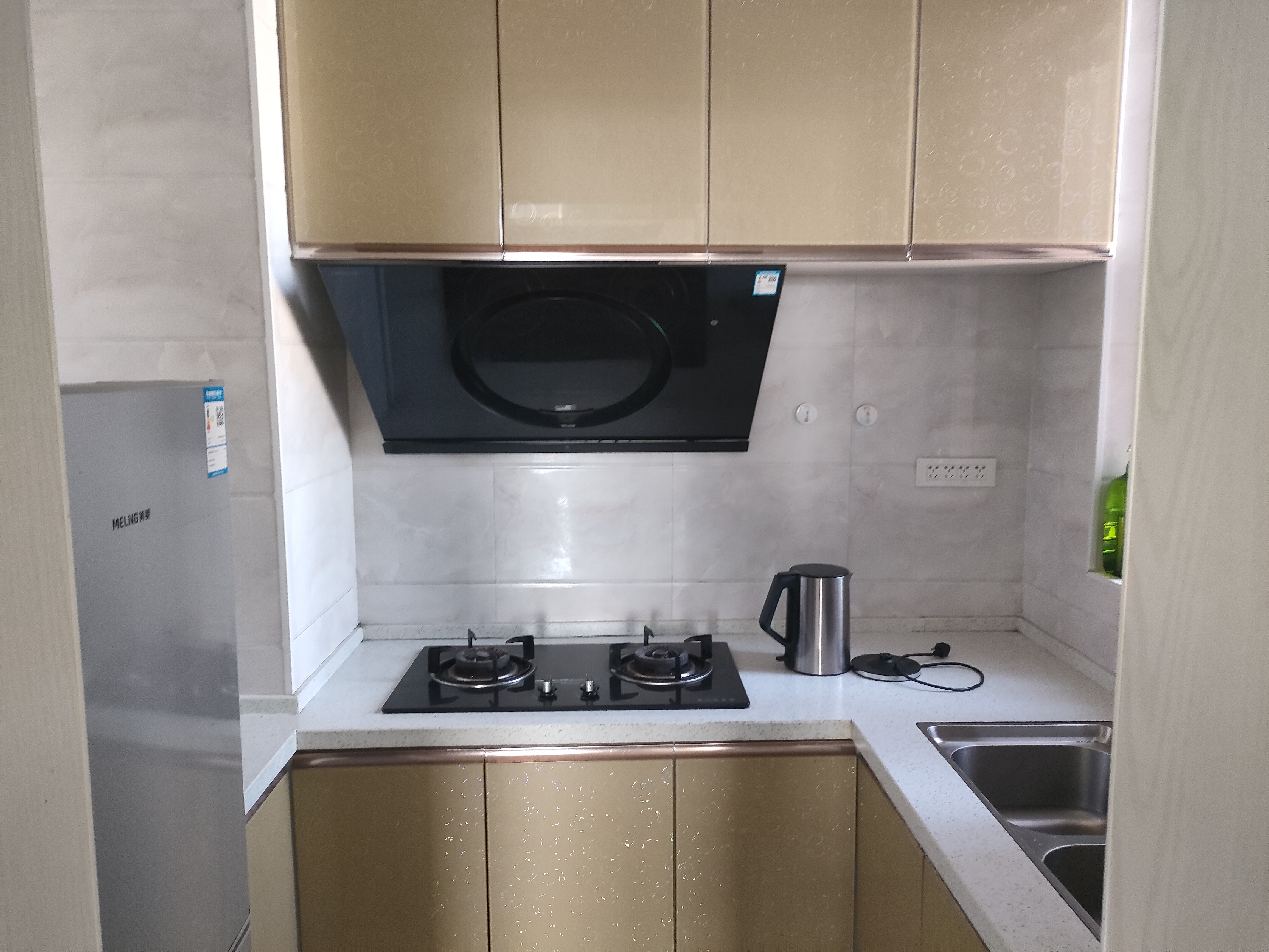 西湖国际·两室两厅·拎包入住·有密码看房/1500月