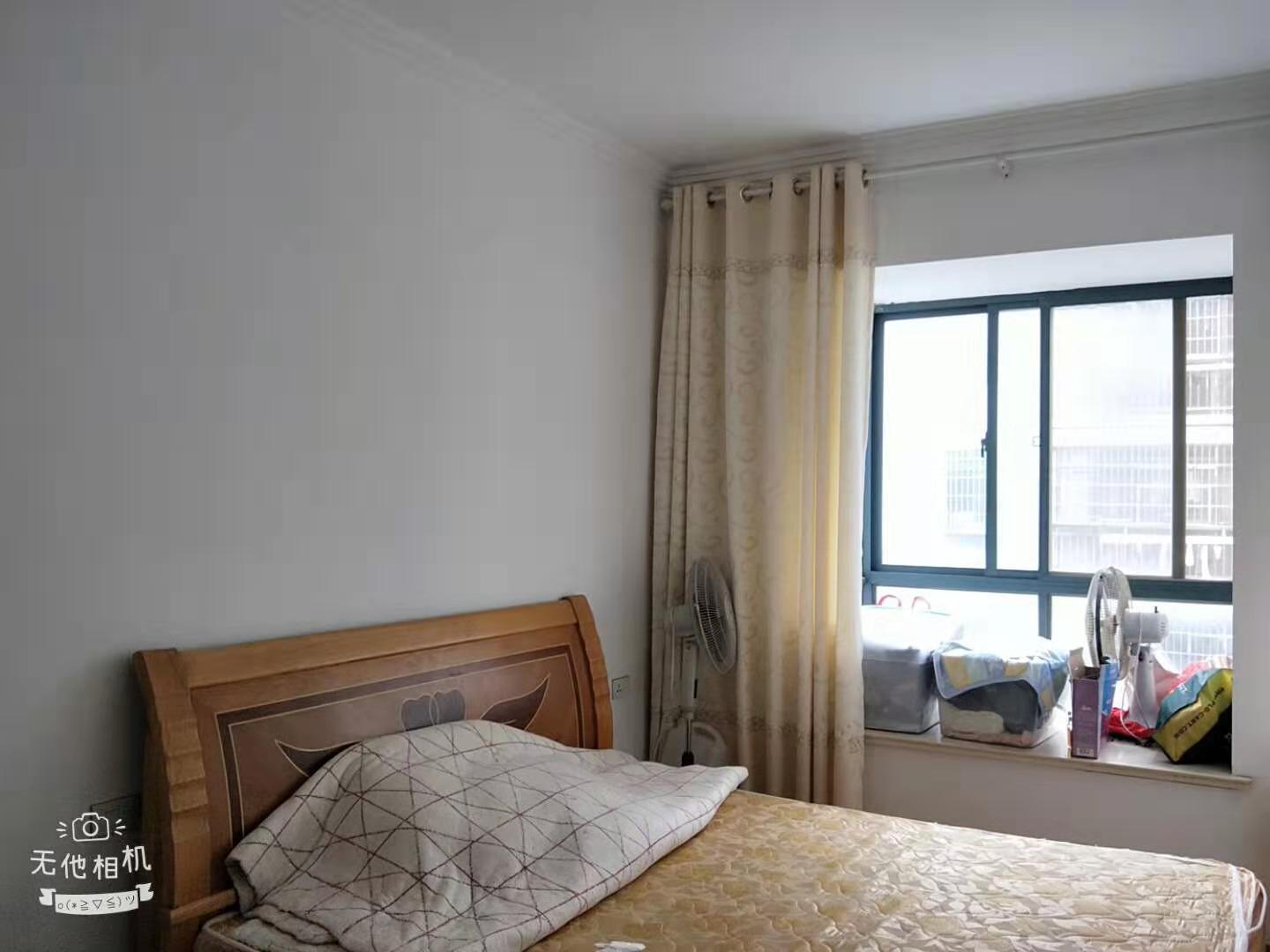 永邦欧洲城·外滩边·步梯四楼·干净整洁三居室·出租1500/月