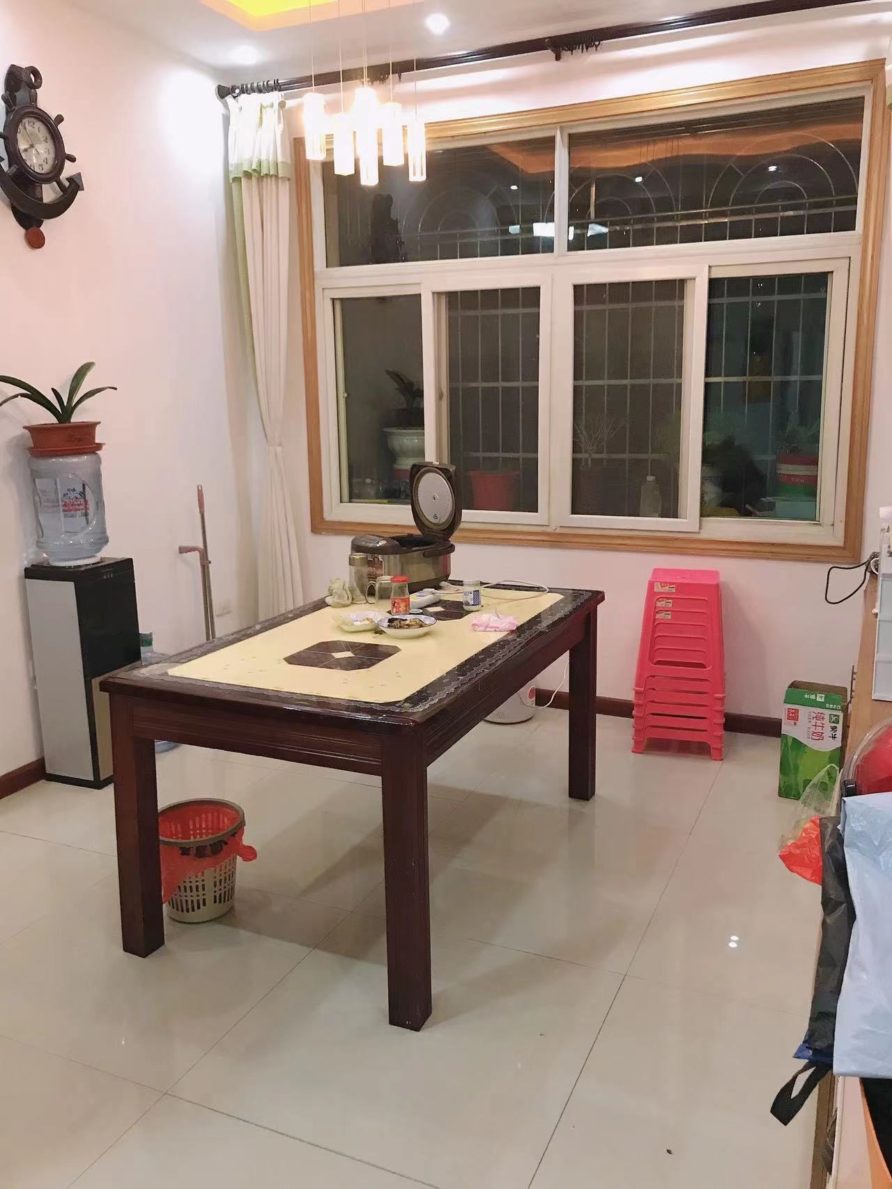 高铁片区·千贺名苑·三室两厅·租1300/月