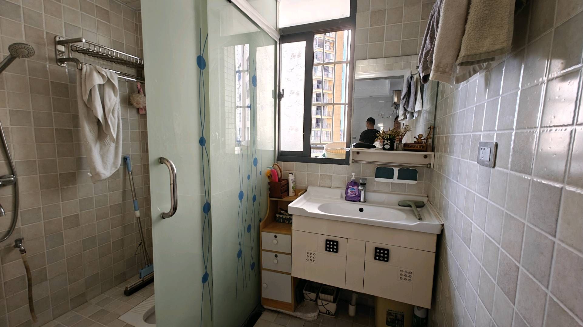 万象新城·三房两厅·带全屋家电家私出售·报价46万