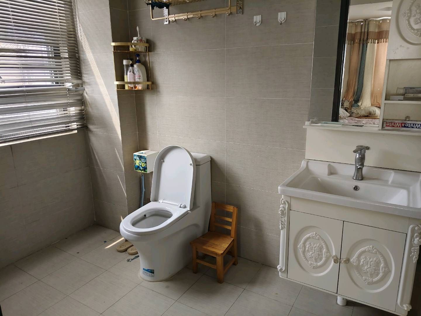 雍景新城·精装修·三居室·好地段·适宜居家出租1800/月