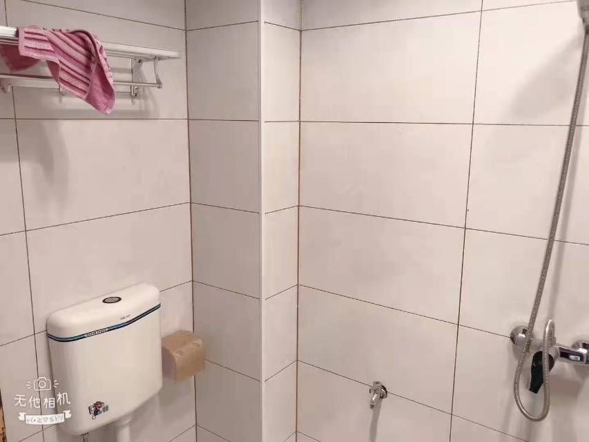 东洲大厦·精装修公寓·可以拎包入住1000/月