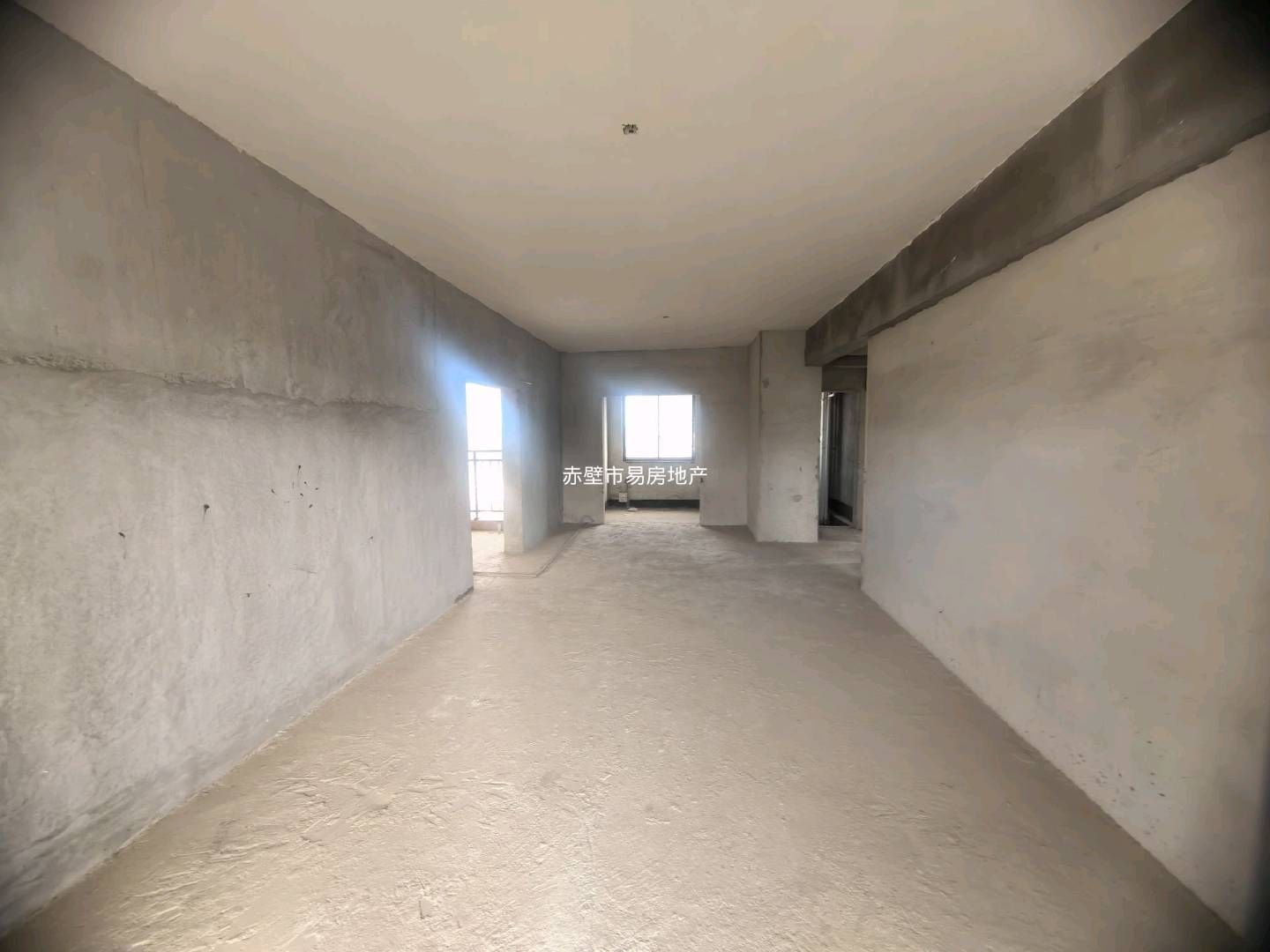 赤壁印象·三号公馆·124平全新毛坯40万·新证