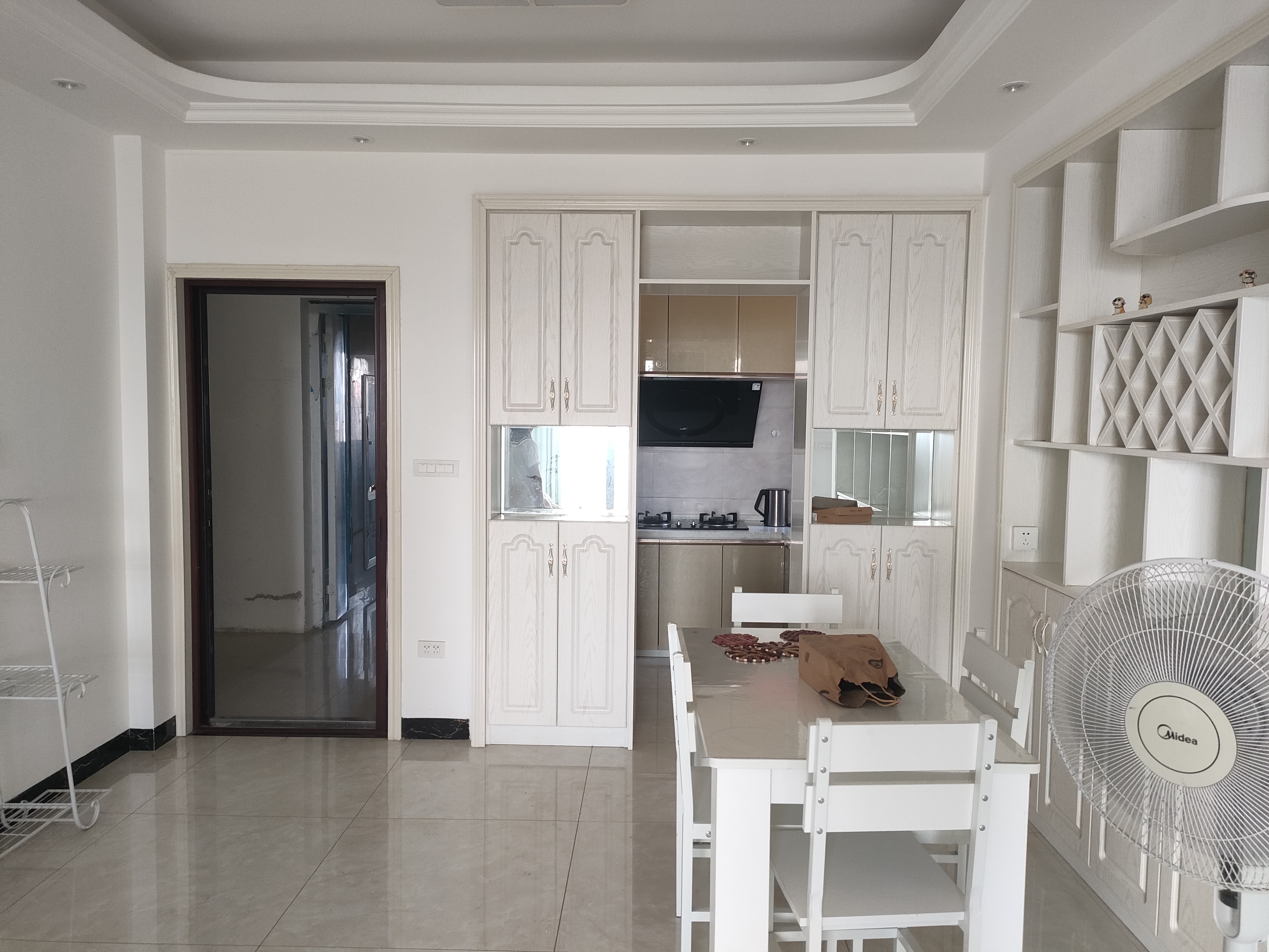 西湖国际·两室两厅·拎包入住·有密码看房/1500月