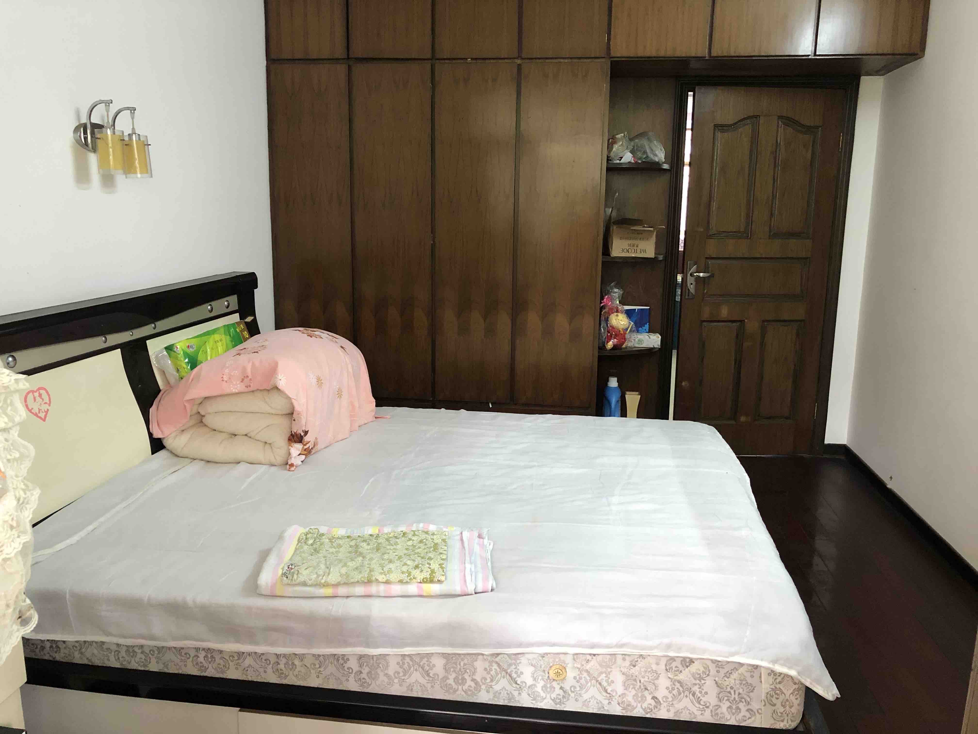 城北花园·学府一步之遥·二楼·130平·三室两厅·好户型·48万