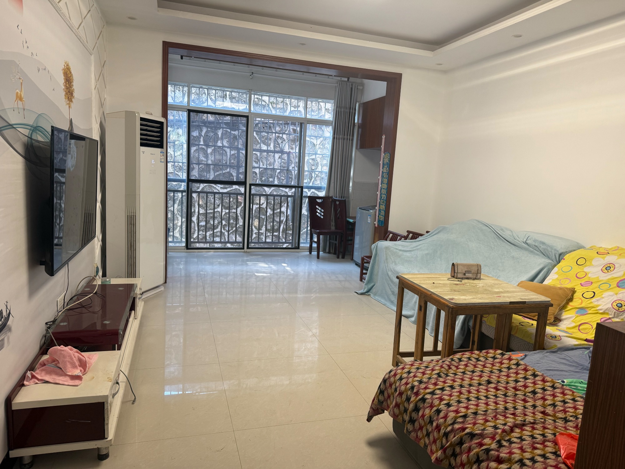 景秀花园北·好房出租·精装修三室两厅·租1500/月