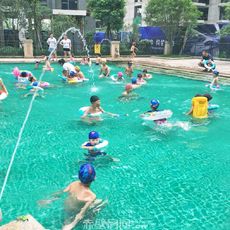 雍景新城游泳池
