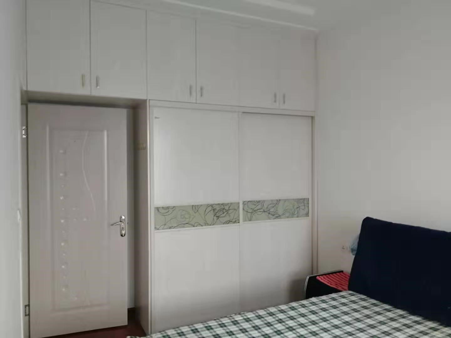 众城国际单身公寓（电梯房）