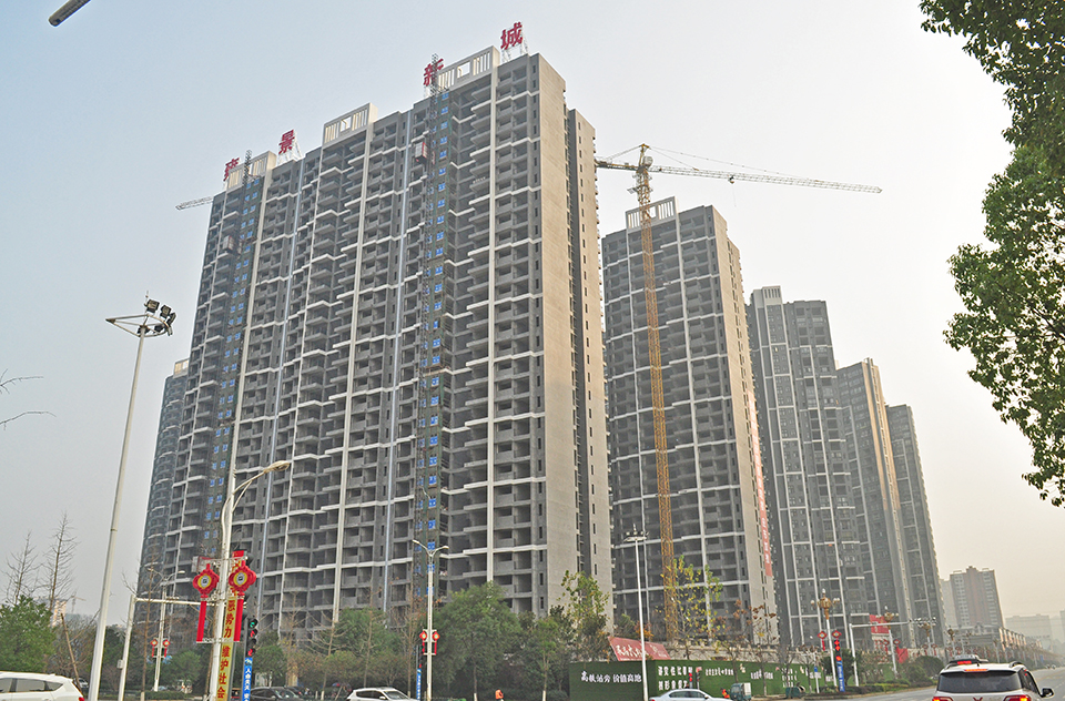 雍景新城最新工程进度：9#楼观景准现楼渐渐呈现