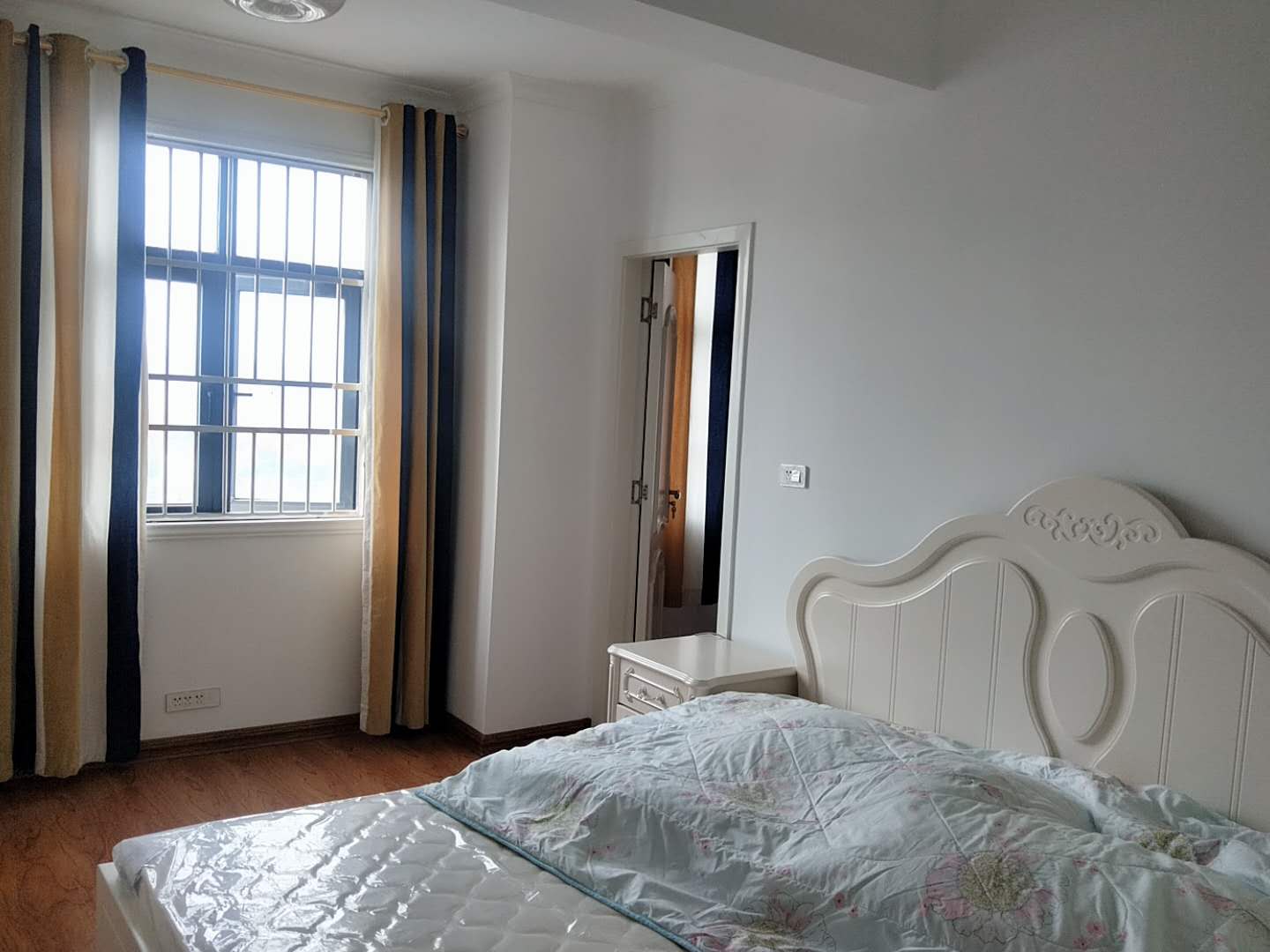 金色水岸·4室2厅·河景房