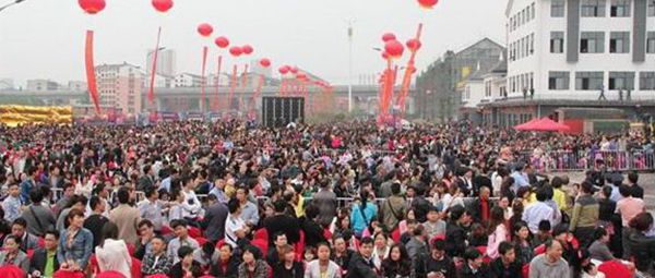 2013赤壁楼市中考！